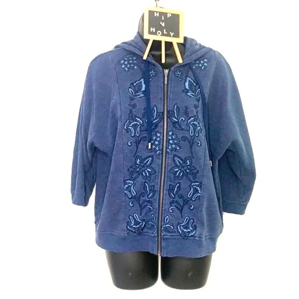 CHICO’S ZENERGY Embroidered Indigo Jacket Indigo Wash Size 4/6P